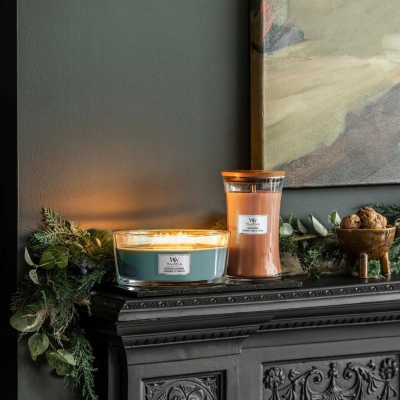 Qiri me aromë WoodWick Ellipse Evergreen Cashmere, 453 g, fitil druri, jeshil