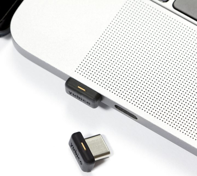Çelës sigurie Yubico YubiKey 5C Nano FIPS, USB C, autentifikim shumëfaktor, i zi