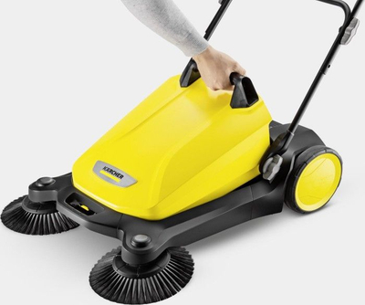 Fshesë dore Karcher Sweeper S 4 TWIN 2IN1, gjerësi e madhe pune, dorezë e rehatuar