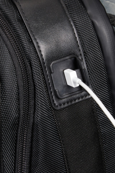 Çantë Shpine Samsonite Openroad 2.0 Laptop 15.6" Ngjyrë E Zezë
