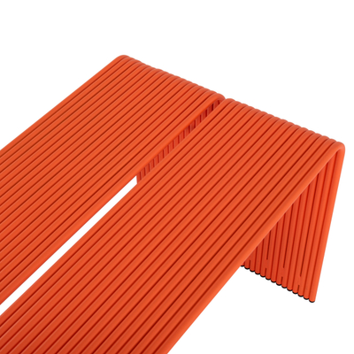 Tavolinë Serie Intrepid prej alumini 121x70x70Hcm (HM6330.09), portokalltë